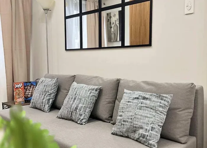 Chic Urban Escape At S Tower 3 Hotel
