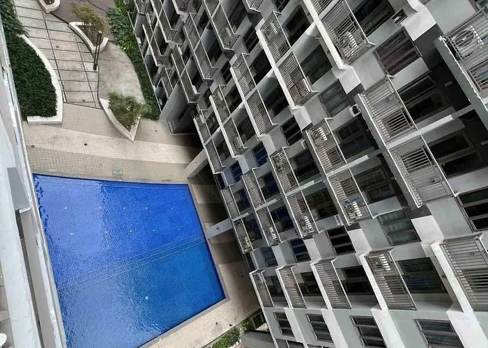 Chic Urban Escape At S Tower 3