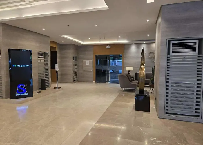 Hotel Chic Urban Escape At S Tower 3