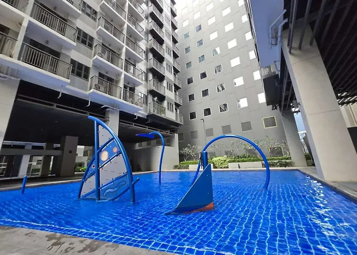 Chic Urban Escape At S Tower 3 Hotel 5*